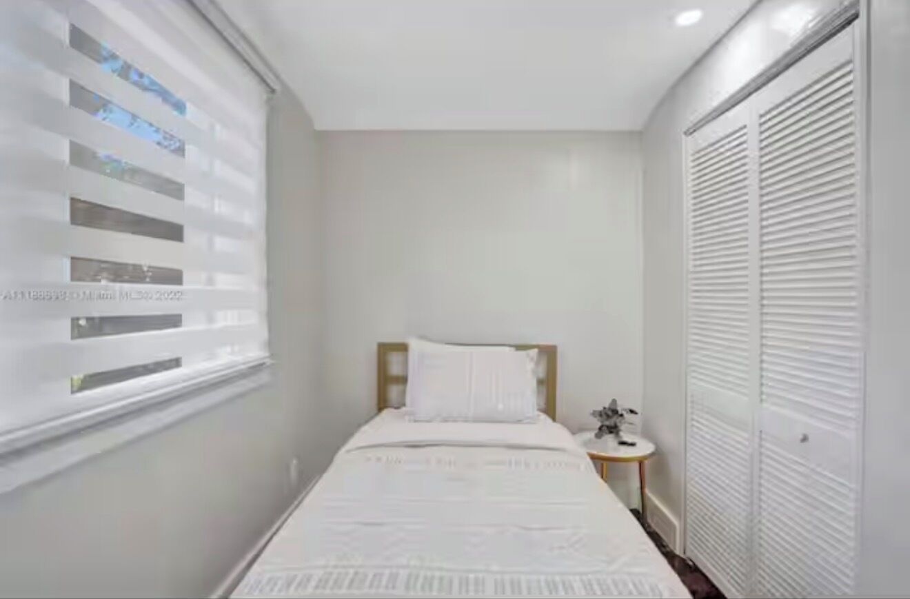 Fer et planche à repasser, Wi-Fi, draps fournis