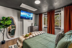 8 makuuhuonetta, silitysrauta/-lauta, ilmainen Wi-Fi, vuodevaatteet