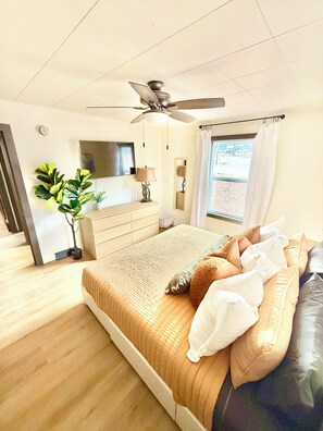 8 bedrooms, iron/ironing board, free WiFi, bed sheets