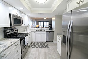 Fridge, microwave, oven, stovetop - Barefoot Trace 409 Direct Oceanfront with Private Balcony Overlooking St. Augustine Beach (St. Augustine)