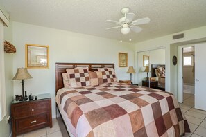 Iron/ironing board, free WiFi, bed sheets - Ocean Village Club B26 Gated Community, Tons of Amenities! (St. Augustine)