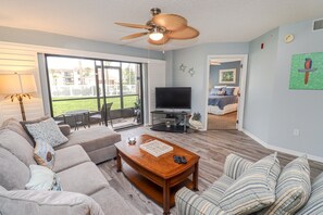 TV - Ocean Village Club F15 (St. Augustine)