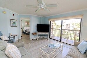 TV - Ocean Village Club F25 Two Bedroom Condo in Gated Community (St. Augustine)