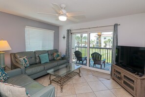 TV - Ocean Village Club O21 (St. Augustine)