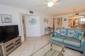 TV - Ocean Village Club O21 (St. Augustine)