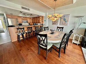 Dining - Sand Dollar 3-304 3BR Direct Oceanfront (St. Augustine)