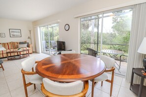 Interior - St Augustine Beach & Tennis Resort 507 (St. Augustine)