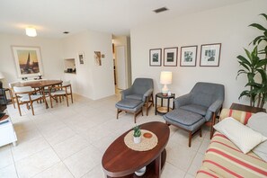 TV - St Augustine Beach & Tennis Resort 507 (St. Augustine)