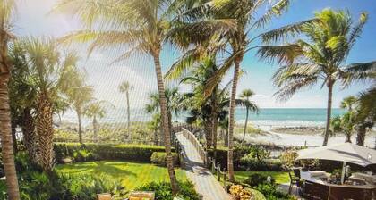 Hyatt Resort on Siesta Key Beach 3br/2ba 2255sq ft. Balcony overlooking beach!!
