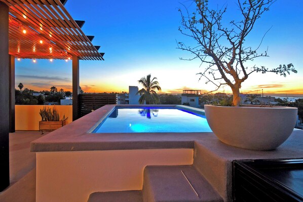 Pool - Luxurious apartment with pool, steps from beach (La Paz)