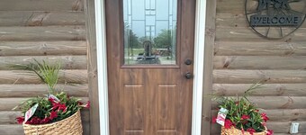 Cozy 2 bedroom cabin secluded by private lake & 40 acres Relax outdoors in peace