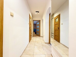 Interior - Rynek Wrocław Apartment for 8 People (Wrocław)