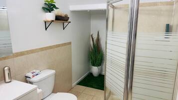 Free toiletries, towels, soap, shampoo