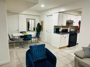 Interior - Modern Quiet Suite (Newark)