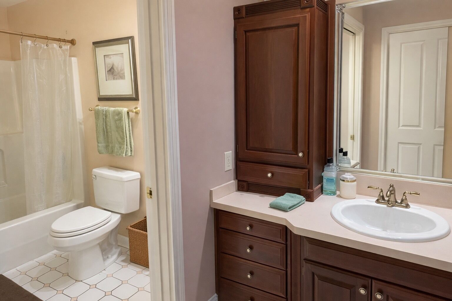 Towels, soap, toilet paper