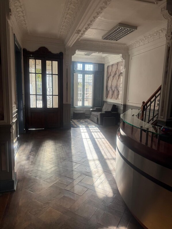 Reception - Family hostel (Santiago)