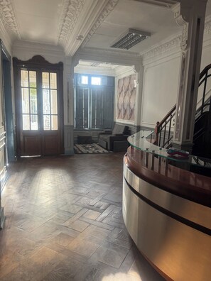 Interior - Family hostel (Santiago)