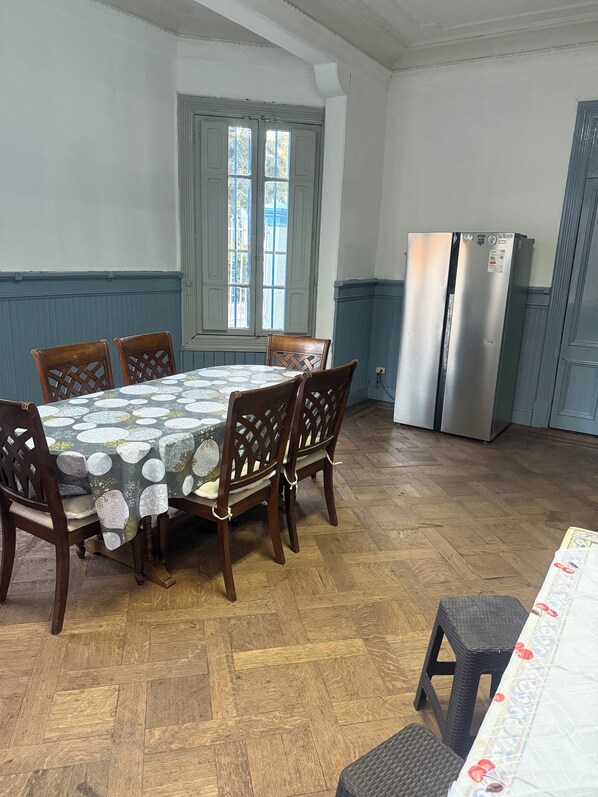 Dining - Family hostel (Santiago)