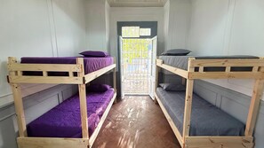 Bed sheets - Family hostel (Santiago)