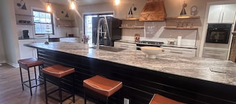 The Never Evergreen House — open-concept near The Pioneer Woman Merchantile