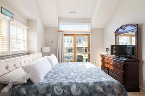 7 Schlafzimmer, Bügeleisen/Bügelbrett, WLAN, Bettwäsche