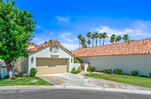 Exterior - Palm Desert Oasis across from Indian Wells Tennis Center (Palm Desert)