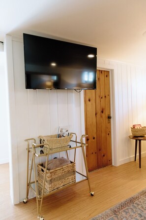 Interior - Downtown Moscow Flat (Moscow)