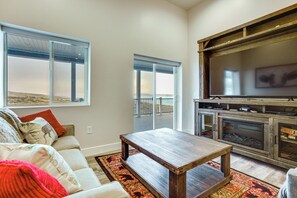 TV, books - Hot Tub & Rec Room at Massive Bear Lake Home! (Garden City)