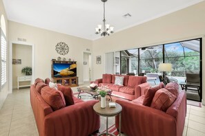 Smart TV - Vivere | Gated Community, Naples Pool Home, Near Beach (Naples)