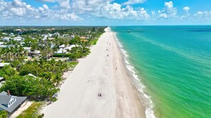 Beach - Vivere | Gated Community, Naples Pool Home, Near Beach (Naples)