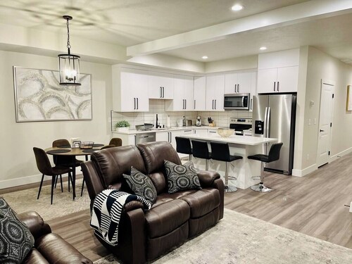 South Hill Luxury Getaway