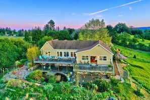 Exterior - Hummingway Ranch, by Vinifera Homes (Forestville)