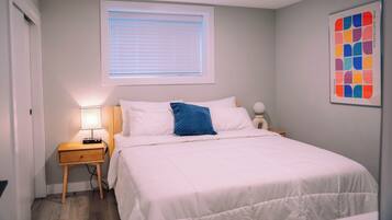 2 bedrooms, iron/ironing board, free WiFi, bed sheets