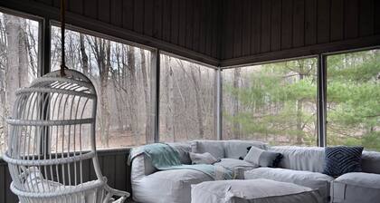 The Owl and Firefly – A Cabin for Families