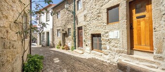 Casa das 10 Janelas at Monsanto