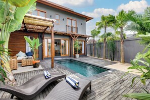 Indoor pool - 2 Zen Bali Villa Canggu (Canggu)