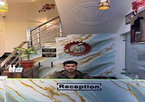 Reception - Hotel Brij Vaas (Vrindavan)