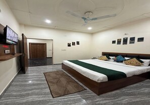 Room service - dining - Hotel Brij Vaas  (Vrindavan)