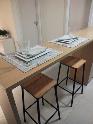 Dining - 1-Bedroom Apartment - Comfort and relaxation with complete facilities and easy access to Carnival. (Salvador)