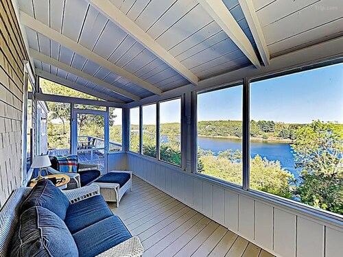 Cottage with Water Views, along with Dock- great for fly fishing! Near Popham Beach