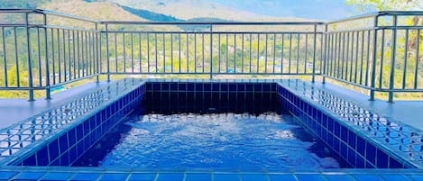 Deluxe Room, Balcony, Mountain View | Terrace/patio