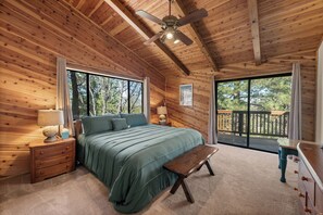3 bedrooms, iron/ironing board, free WiFi, bed sheets - Altitude Adjustment - Pool Table, Ping Pong, Fireplace, Forest Views (Big Bear City)