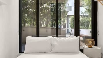 2 bedrooms, WiFi, bed sheets, wheelchair access