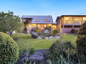 Exterior - The House of Silence (Binalong Bay)