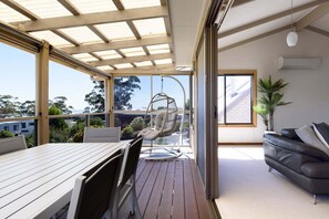Interior - The House of Silence (Binalong Bay)