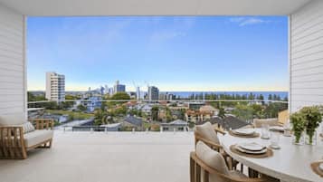 Khu ẩm thực ngoài trời