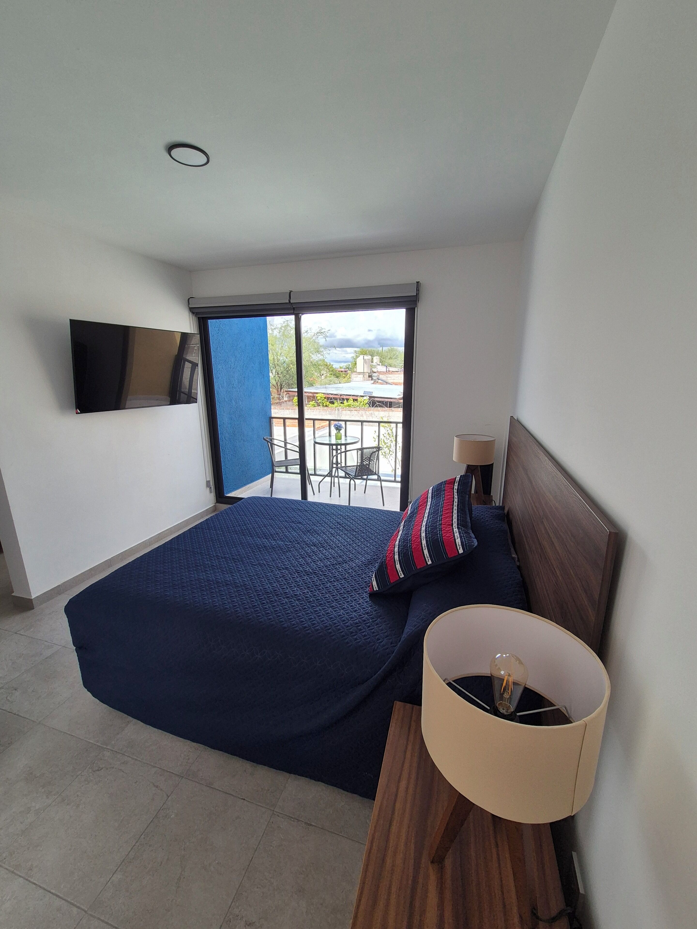 Iron/ironing board, free WiFi, wheelchair access