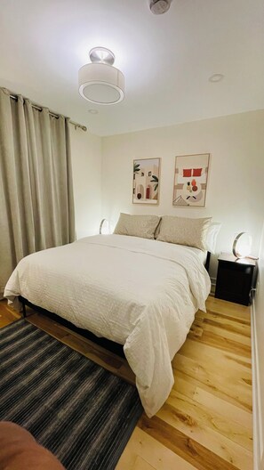 4 bedrooms, WiFi, bed sheets - Villa Moderna 5 min from métro + parking (Montréal)