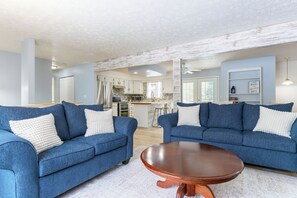 Televisor intel·ligent, videojocs i futbolí 