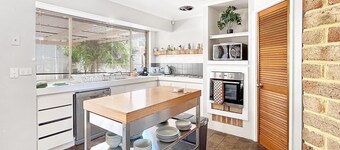 Comfortable 3-Bed Home in Marangaroo